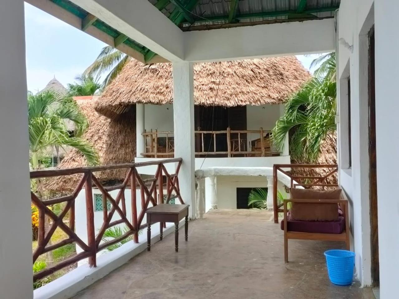 Miwa Holiday Resort Diani Beach Εξωτερικό φωτογραφία